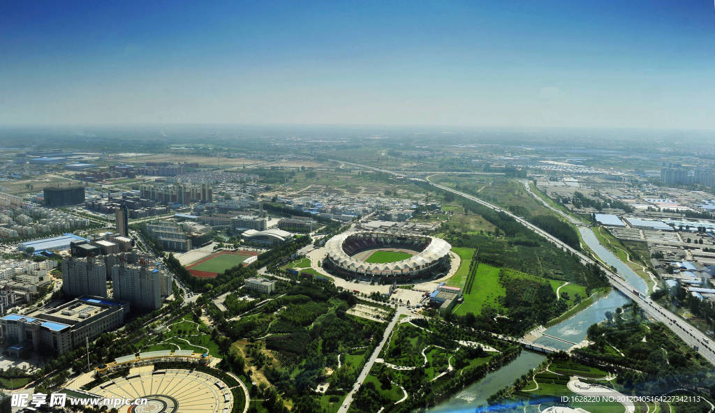 郑州航海体育场鸟瞰园林建筑摄影