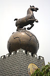 雕塑马