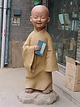小和尚雕塑