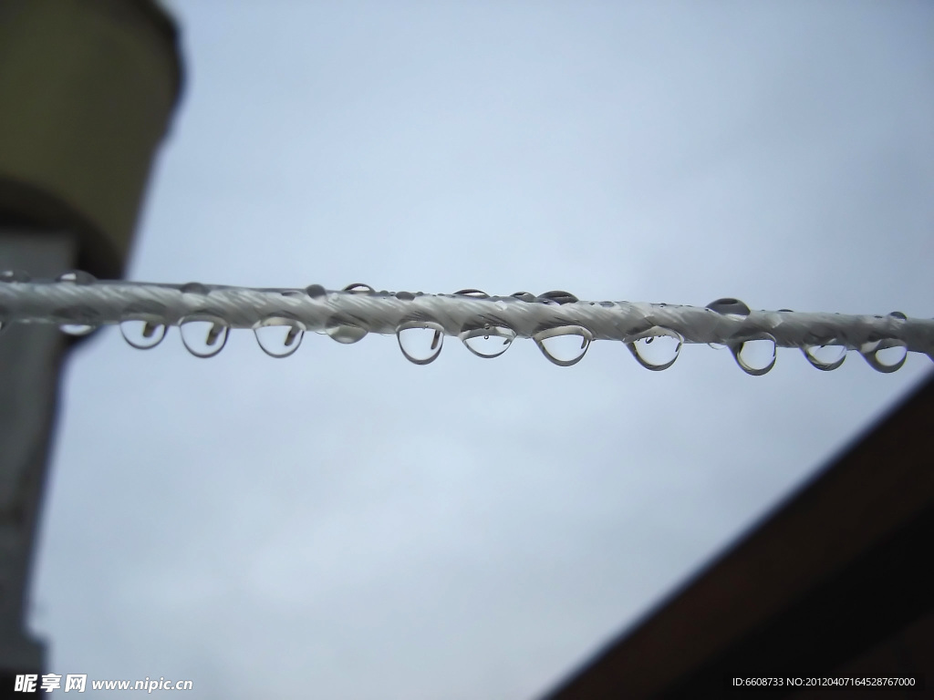 雨水水滴