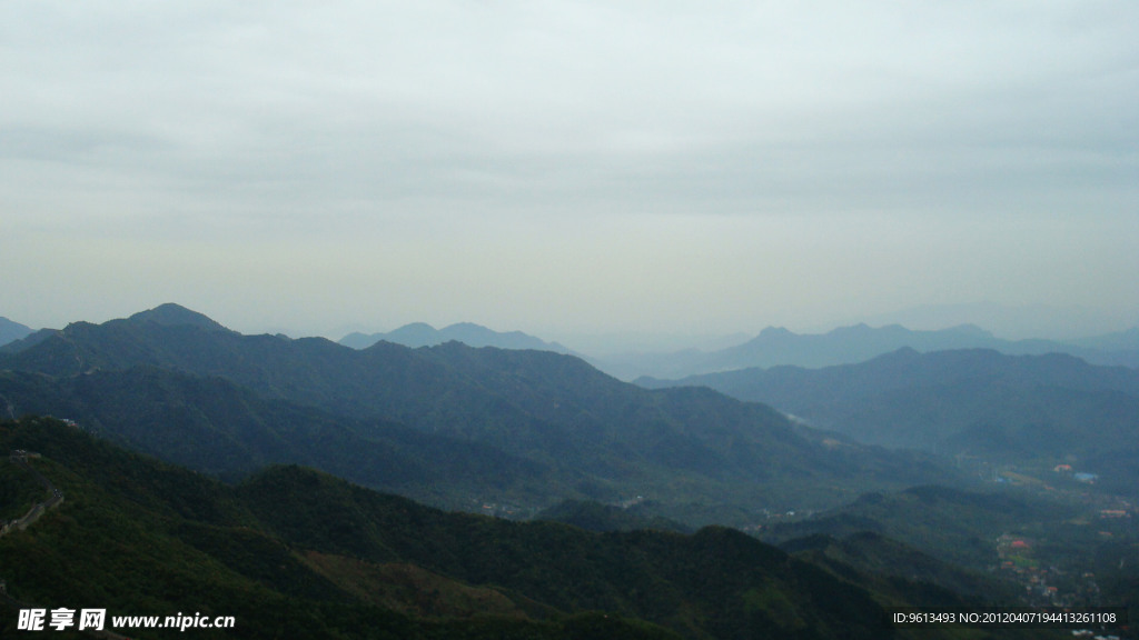 青山
