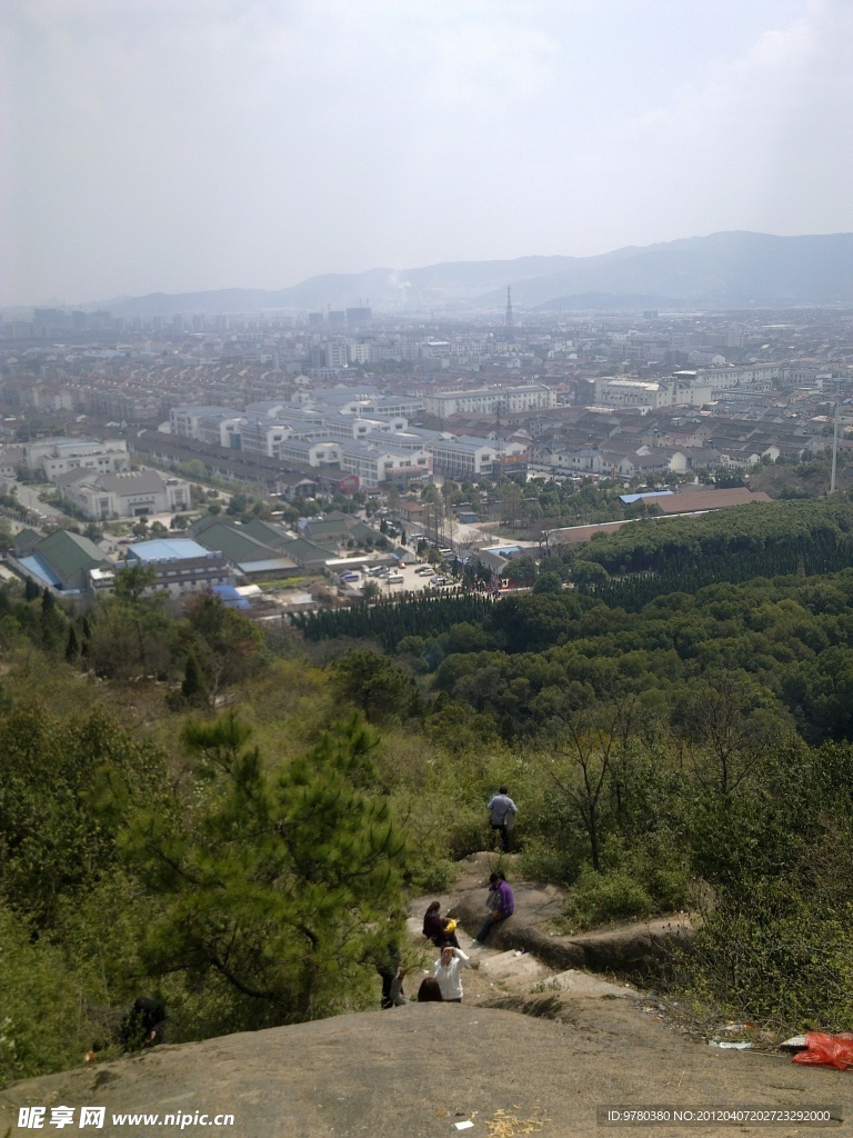 灵岩山远景鸟瞰