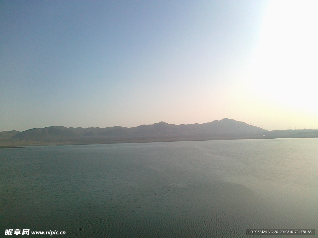 小湖