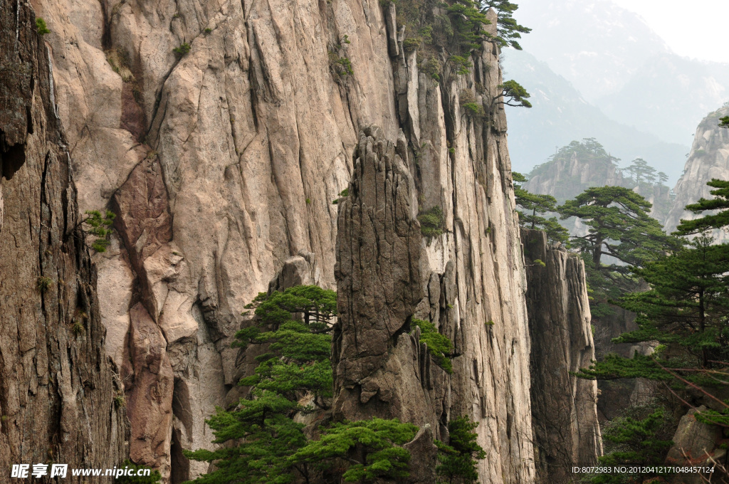 黄山奇峰