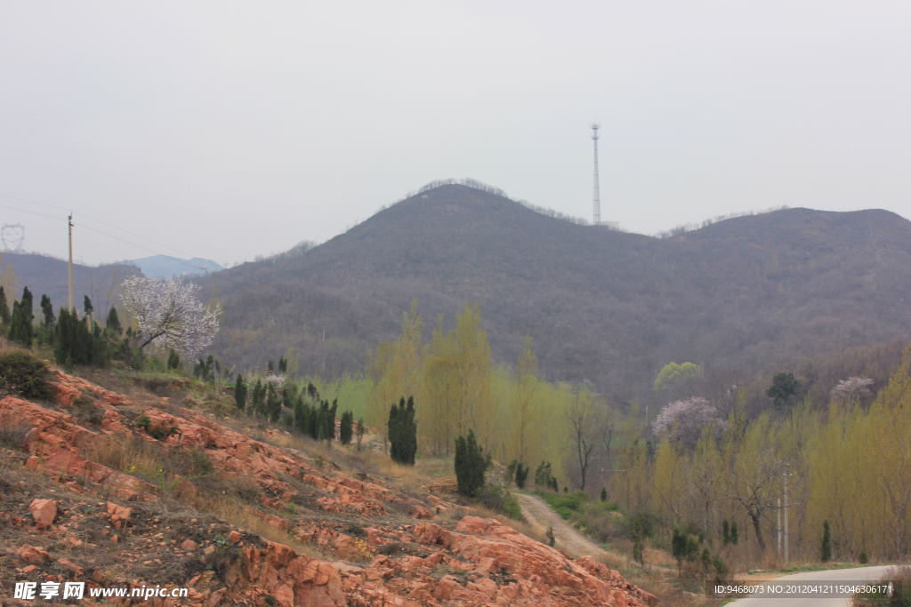 新密尖山