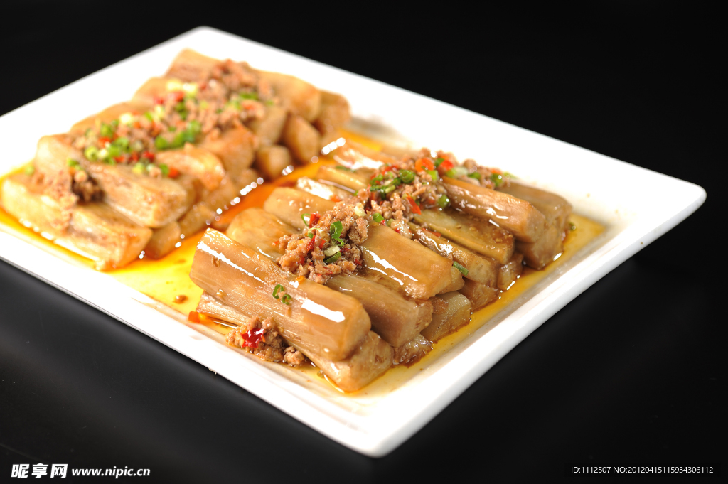 肉酱蒸茄子