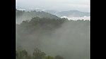 叠山飘雾