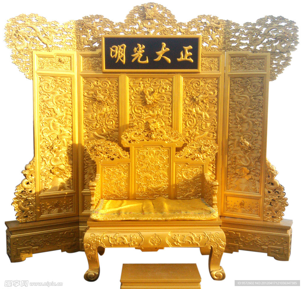 龙椅