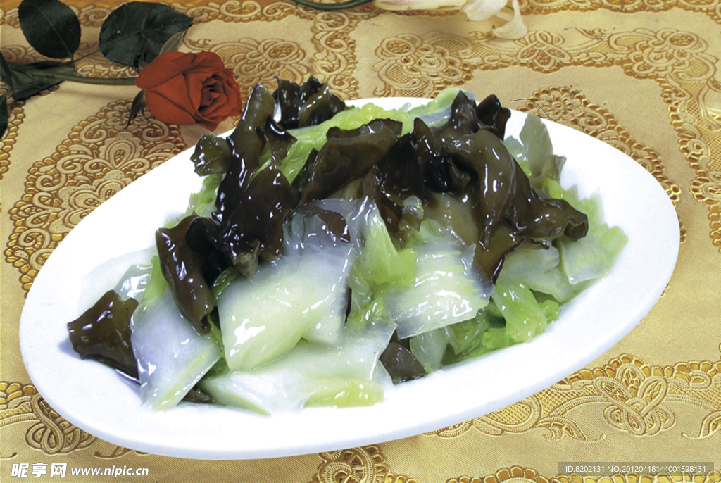 木耳炒白菜