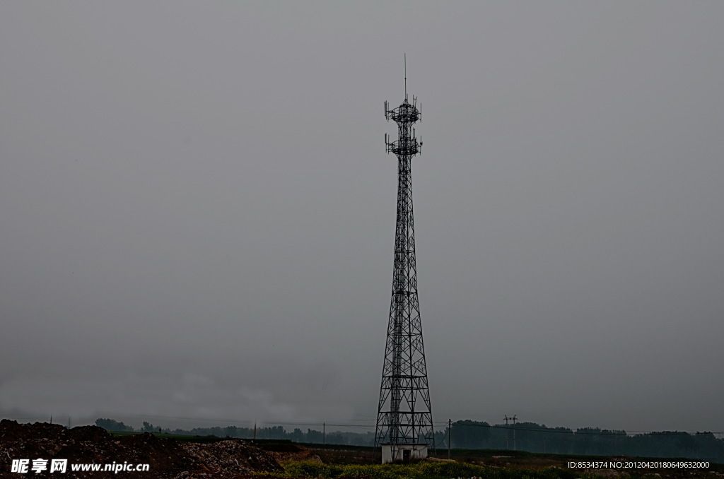 田野的信号塔