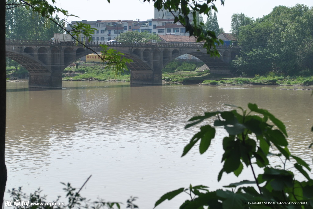 小河自然风景