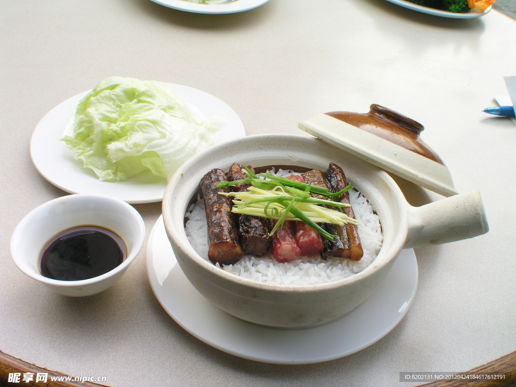 腊味煲仔饭
