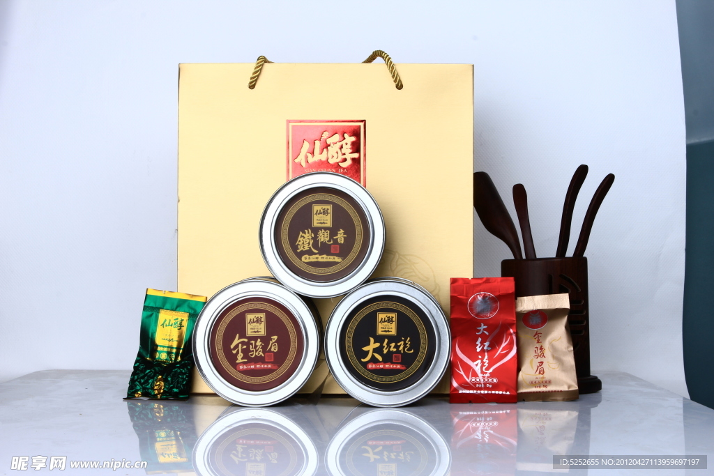 茶叶产品构图