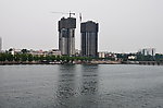 内河右岸