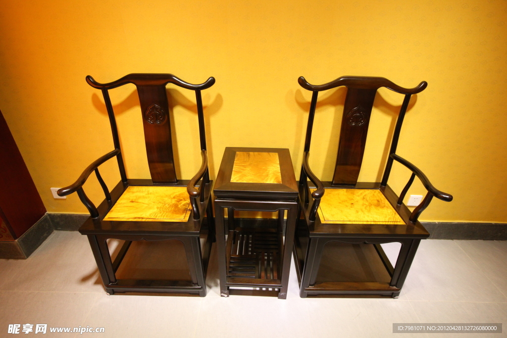 金丝楠木家具
