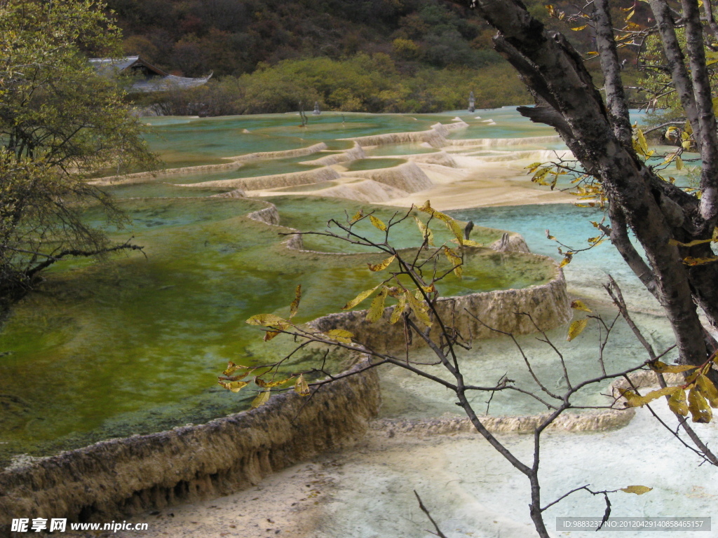 四川黄龙钙化池