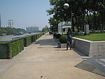 河堤
