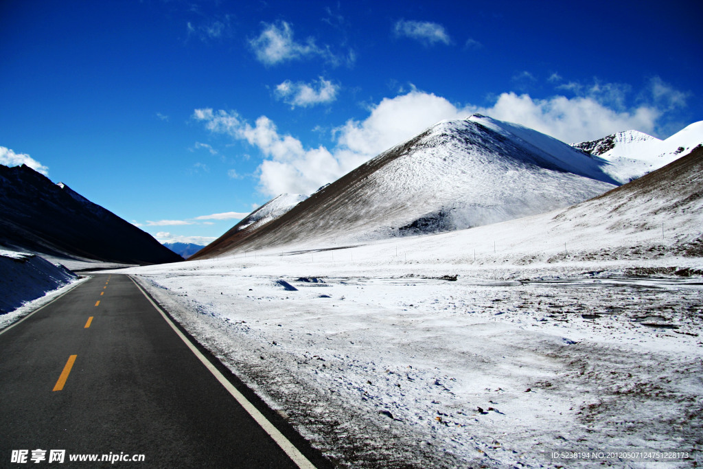 雪山道路