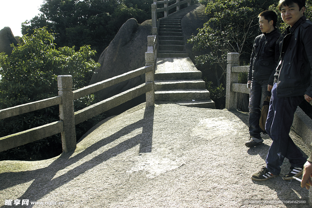 栏杆 山梯