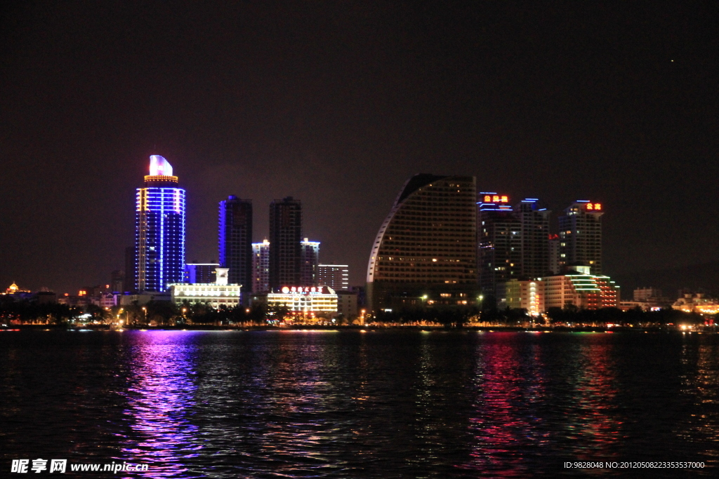 海上夜景