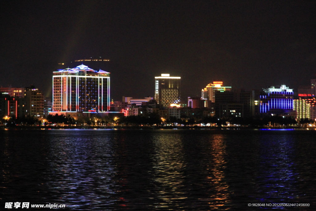 海上夜景