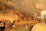 阳朔金水岩岩洞温泉