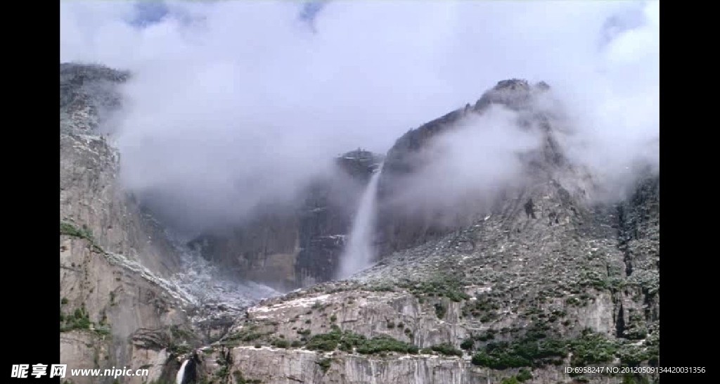 美丽的山脉风景