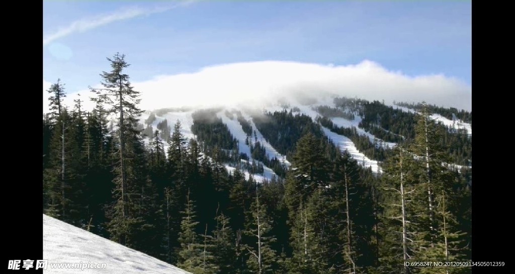 美丽的雪山风景