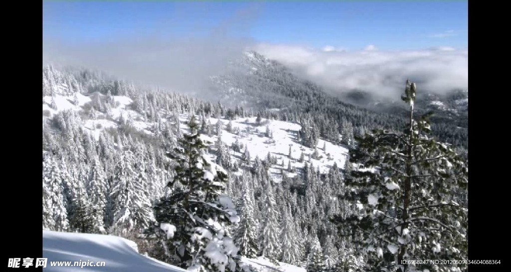 美丽的雪山风景