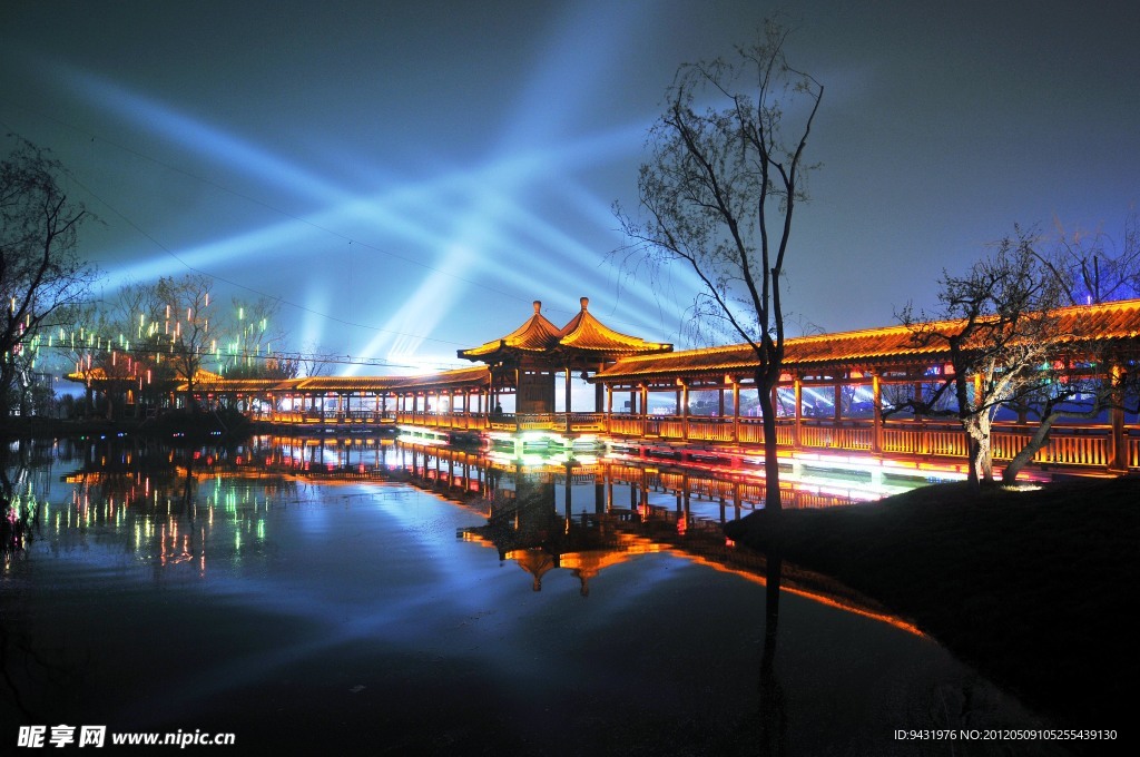 园林夜景