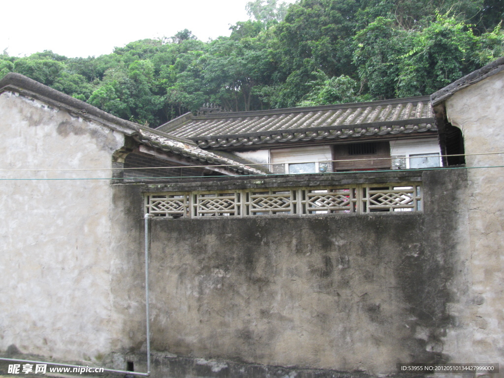 民宅