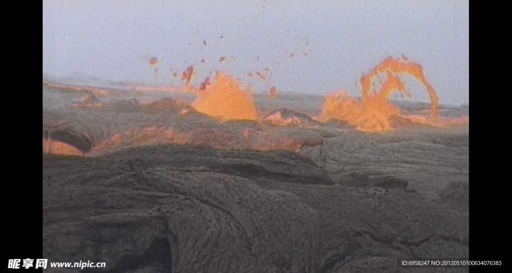自然火山岩浆