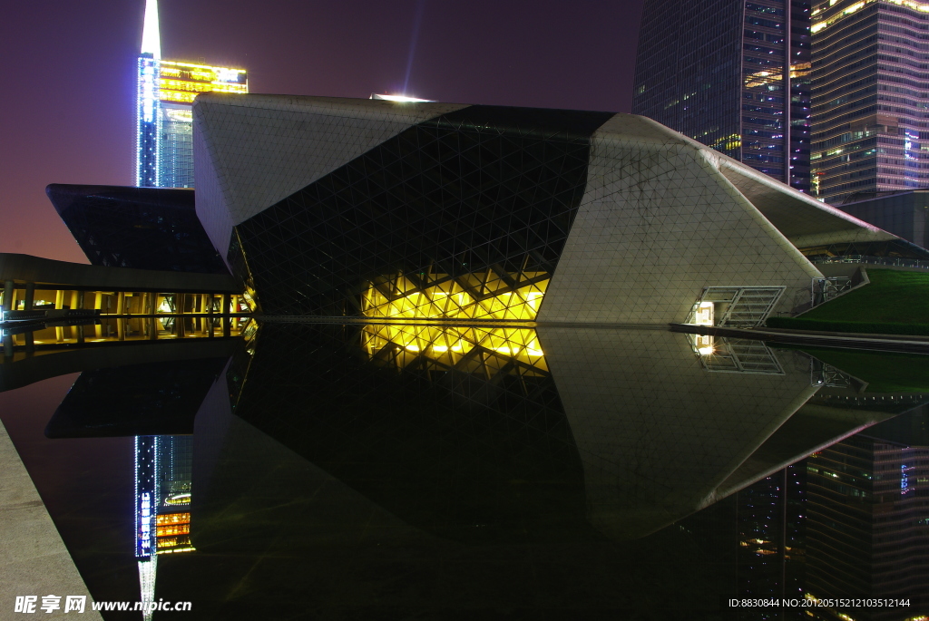 广州珠江新城夜景歌剧院