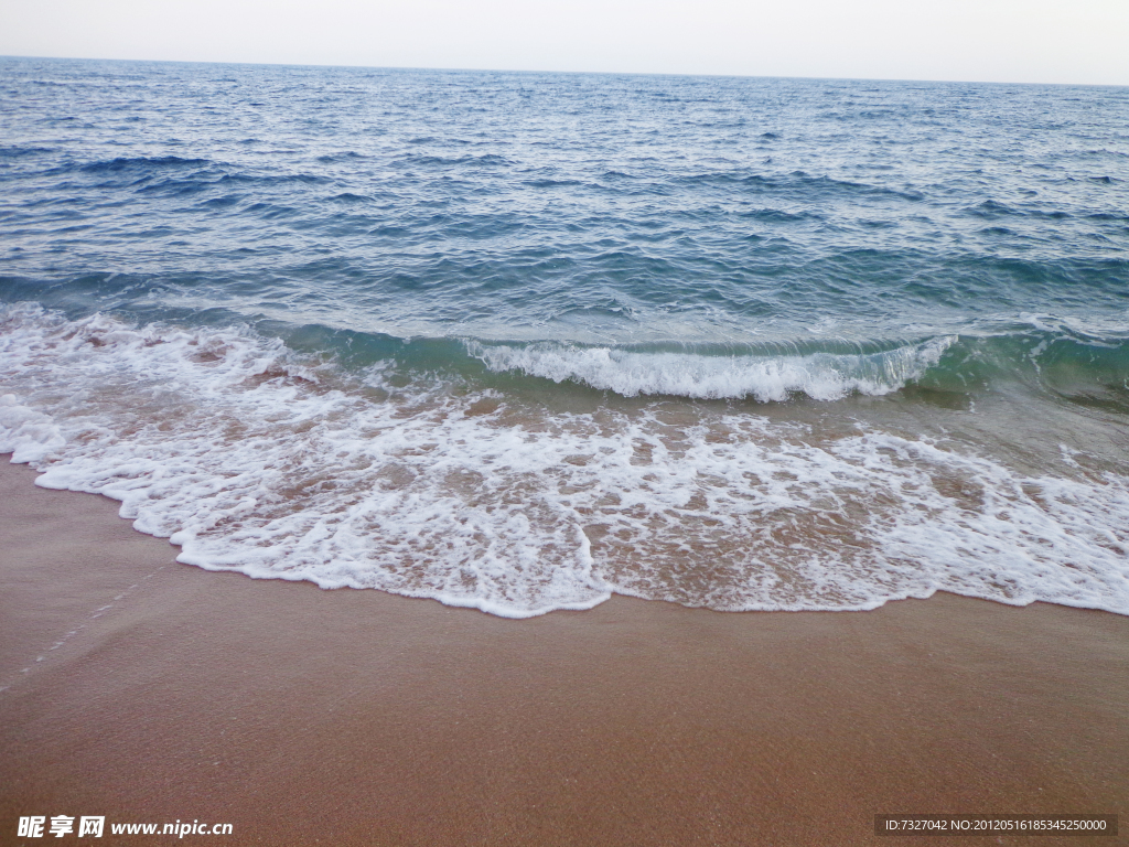 海水浪花