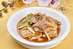 腩肉焖豆腐
