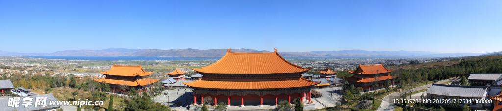 三塔