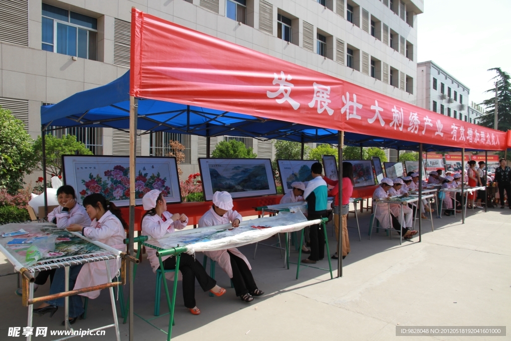 刺绣表演