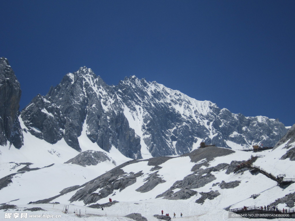 丽江雪山图片