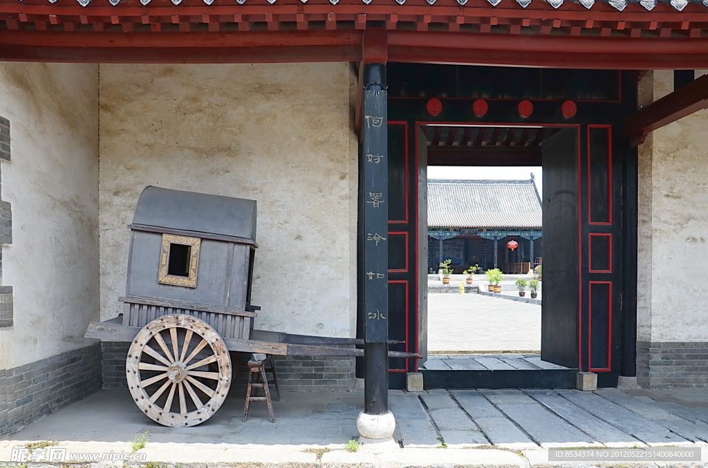 知府的轿车