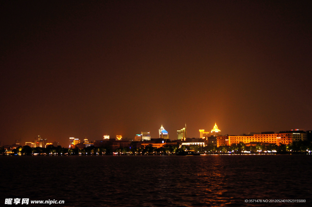 西湖夜景