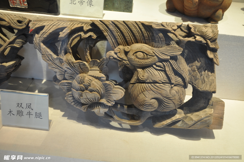 古代木雕