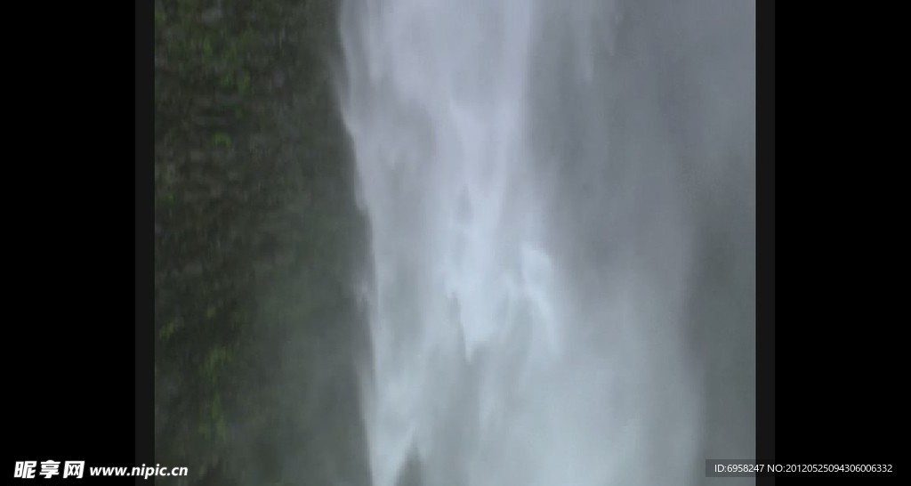 山泉溪水瀑布