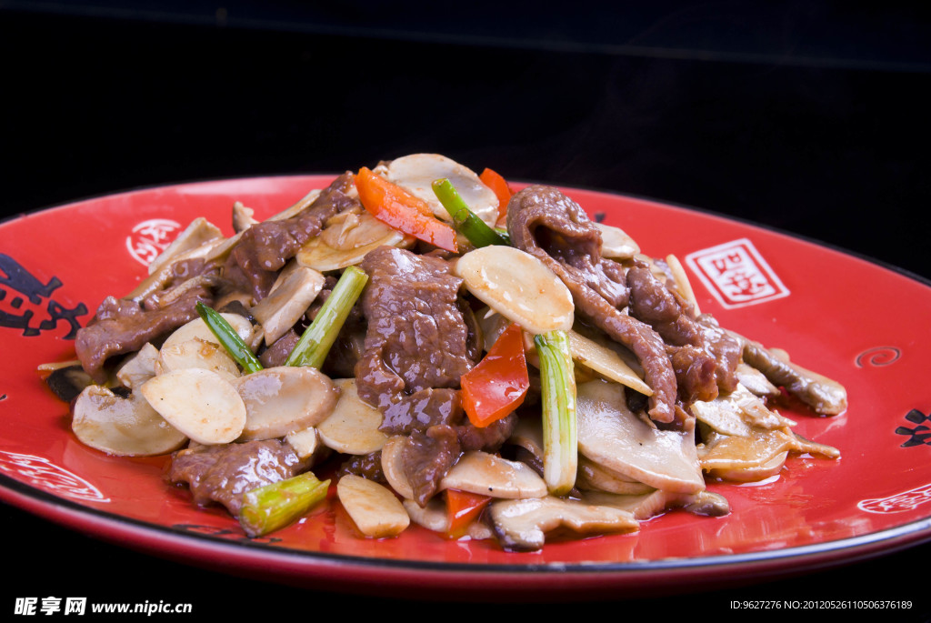 野菌烩牛肉