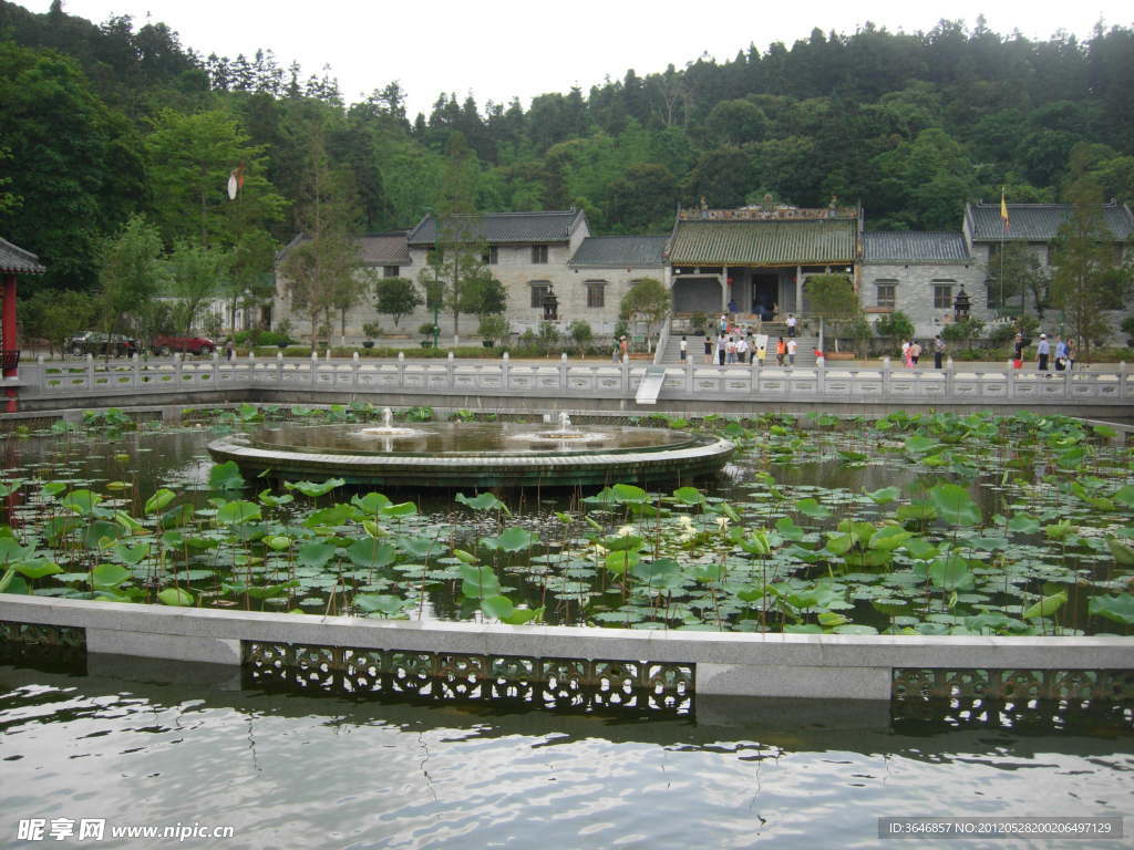 酥寥寺庙