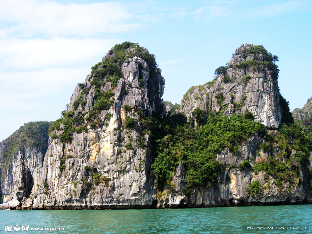 下龙湾山水