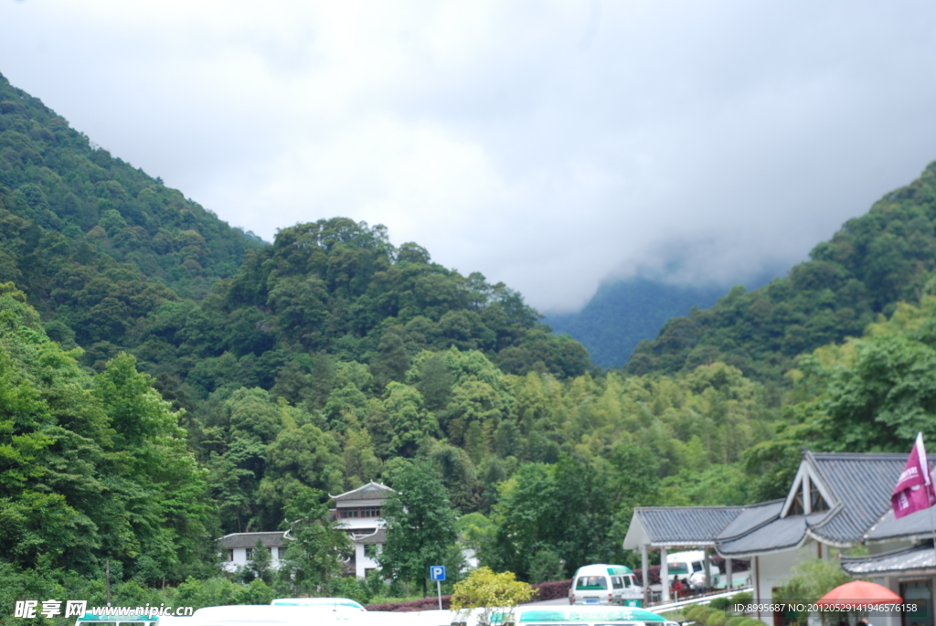 绿色大山