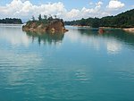 平静湖面
