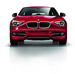 高清全新BMW1系红色轿车