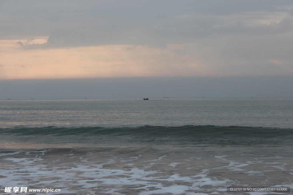 海上落日