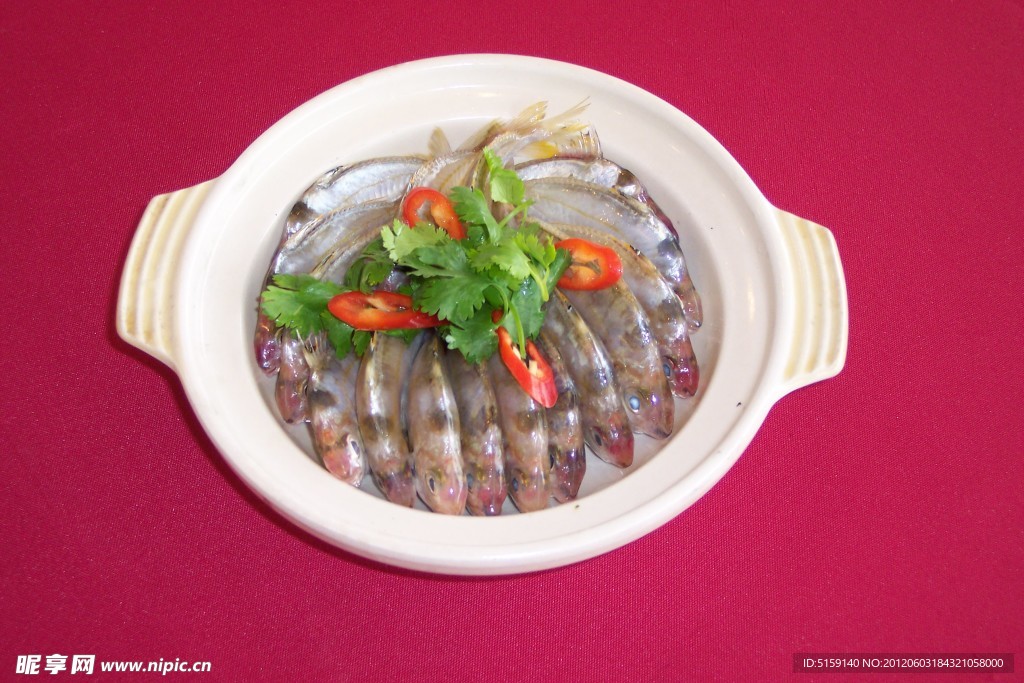 鱼仔煲
